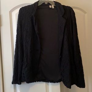 EUC Madison lace blazer medium